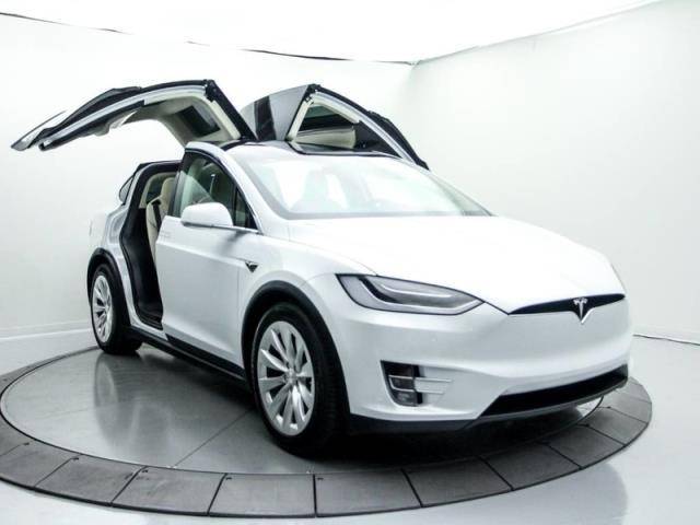 2018 Tesla Model X 5YJXCBE22JF089598