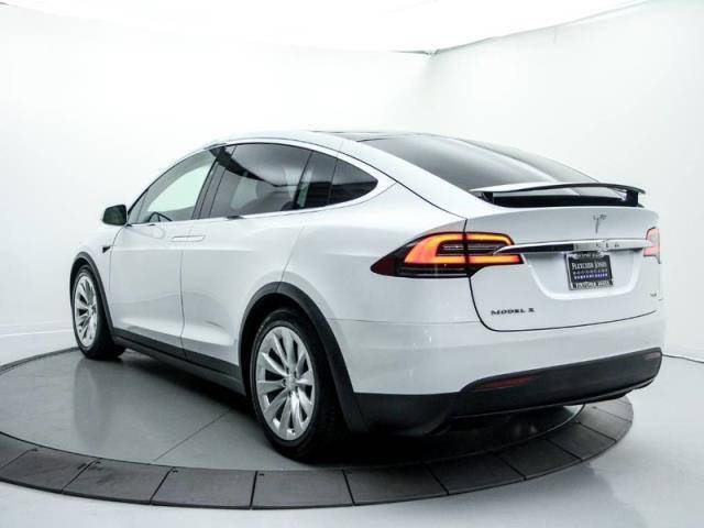 2018 Tesla Model X 5YJXCBE22JF089598