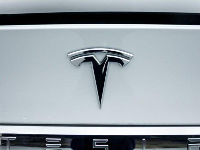 2018 Tesla Model X 5YJXCBE22JF089598