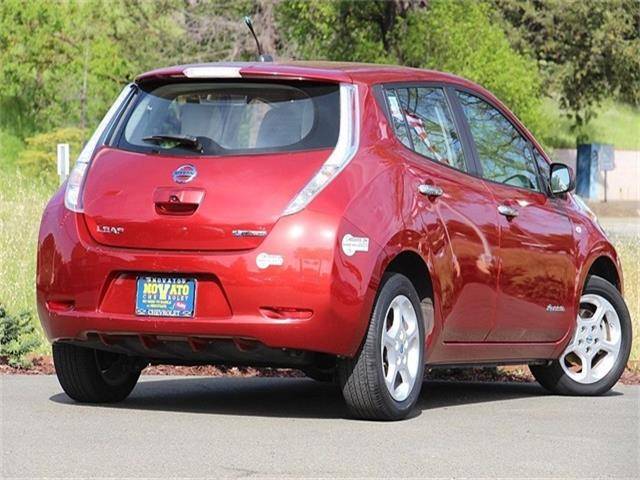 2011 Nissan LEAF JN1AZ0CP2BT004333