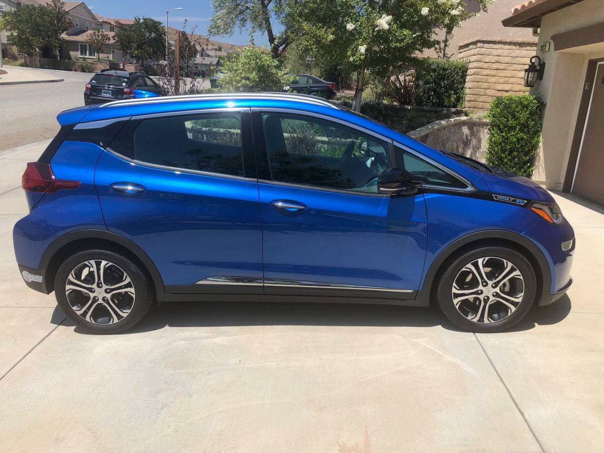 2017 Chevrolet Bolt 1G1FX6S03H4134181