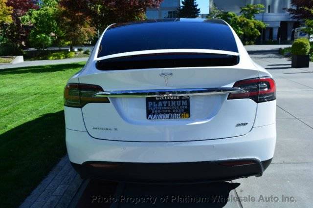 2016 Tesla Model X 5YJXCBE23GF031492