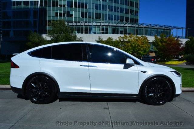 2016 Tesla Model X 5YJXCBE23GF031492