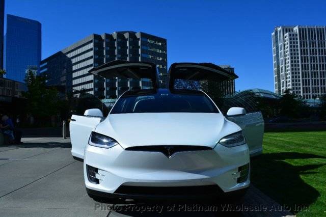 2016 Tesla Model X 5YJXCBE23GF031492