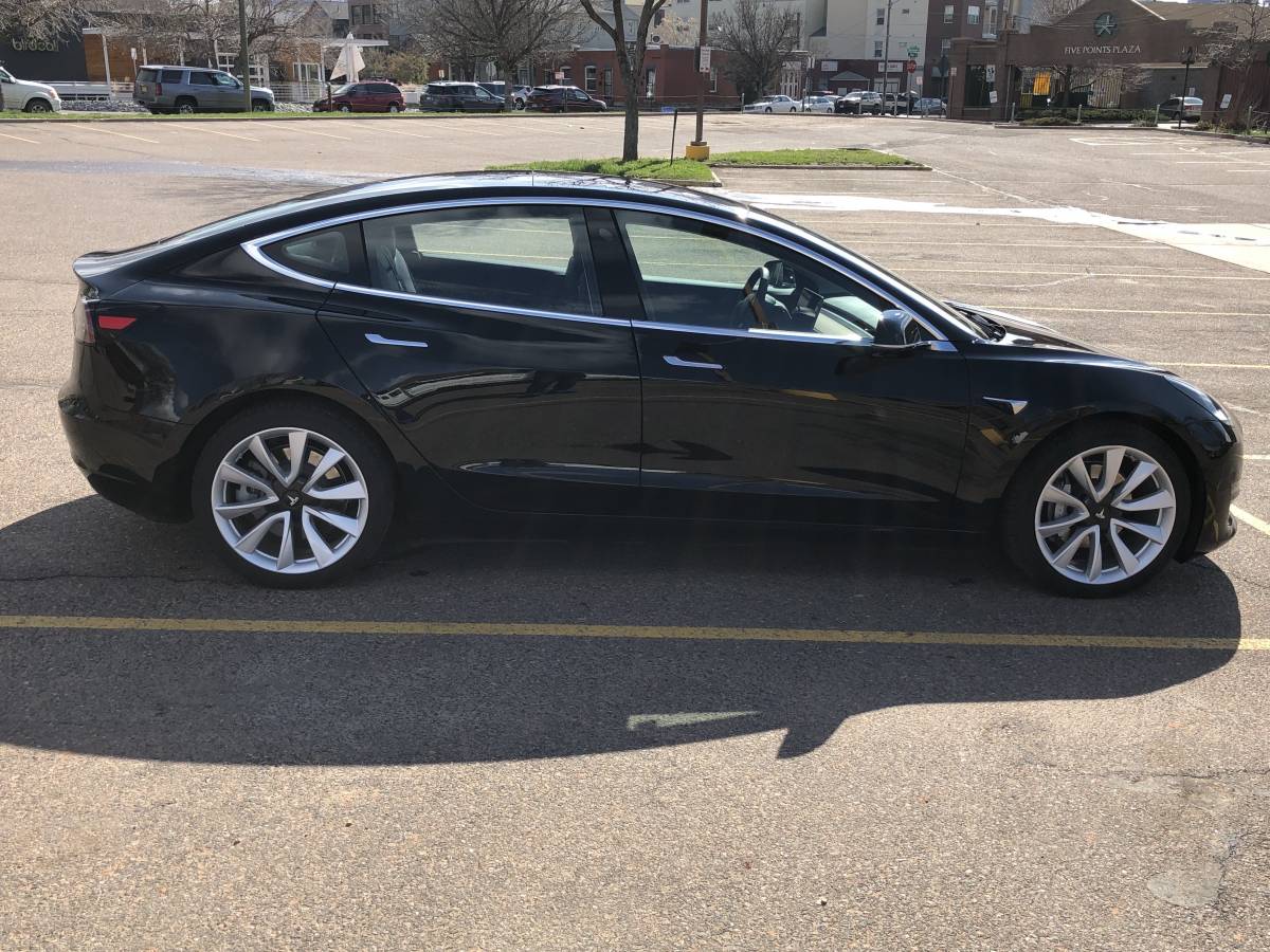 2018 Tesla Model 3 5YJ3E1EB0JF067280