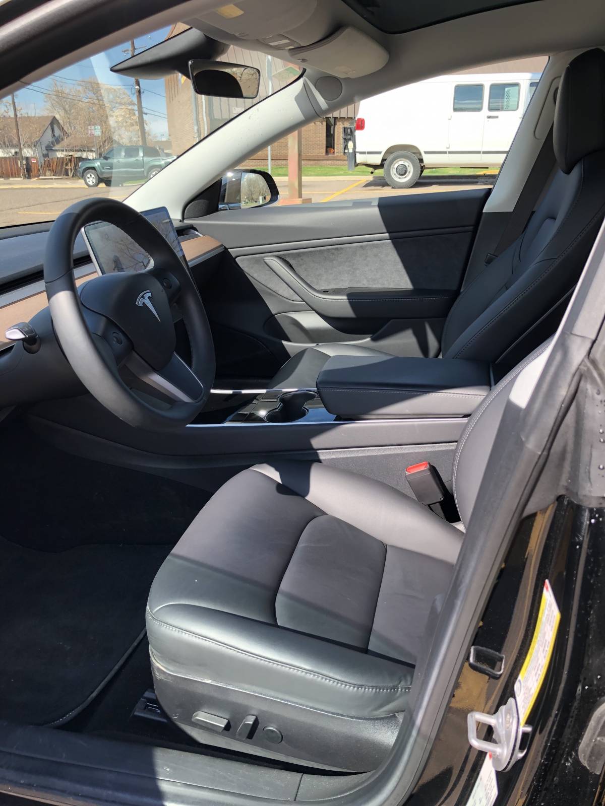 2018 Tesla Model 3 5YJ3E1EB0JF067280