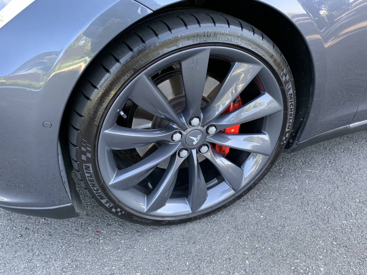 2014 Tesla Model S 5YJSA1H23EFP64368