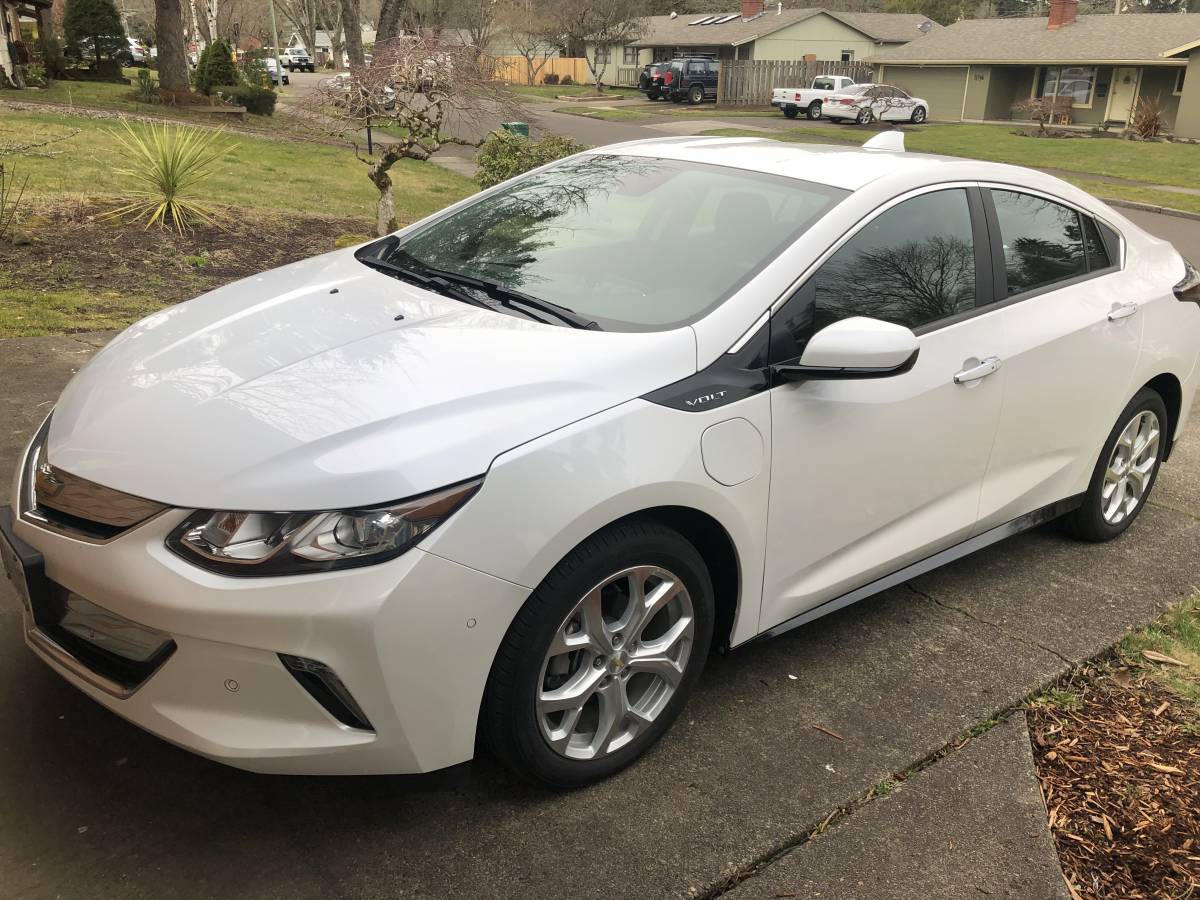 2017 Chevrolet VOLT 1G1RD6S57HU106160