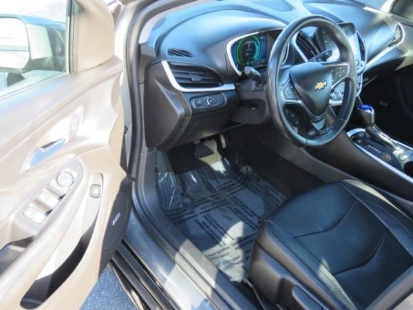 2017 Chevrolet VOLT 1G1RC6S58HU111676