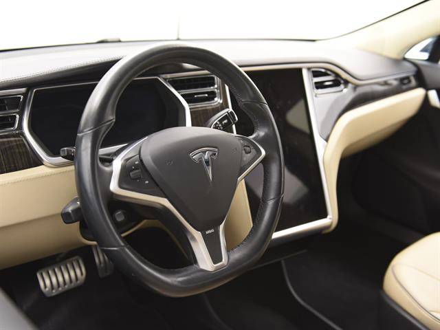 2013 Tesla Model S 5YJSA1CP1DFP07636