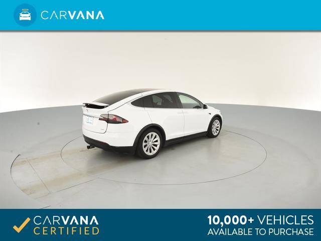 2016 Tesla Model X 5YJXCBE27GF016574