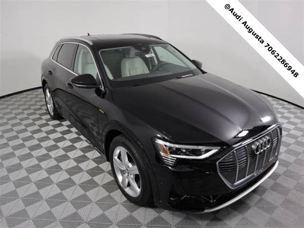 2019 Audi e-tron WA1LAAGE3KB008984