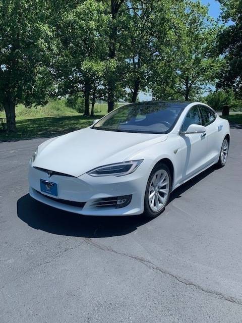 2016 Tesla Model S 5YJSA1E25GF160358