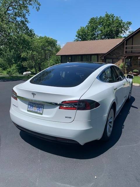 2016 Tesla Model S 5YJSA1E25GF160358