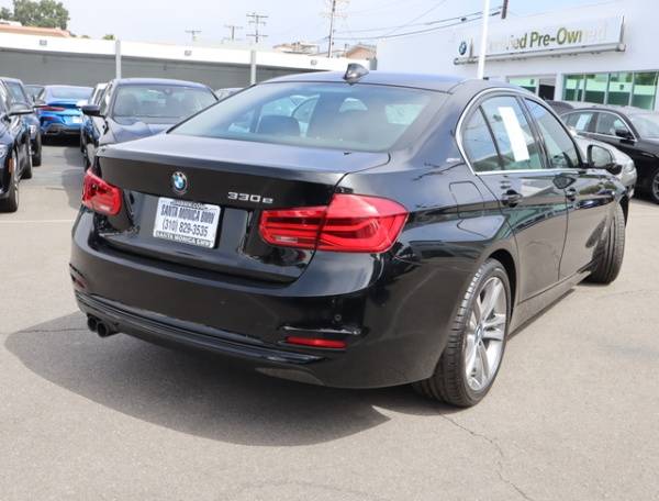 2017 BMW 3 Series WBA8E1C36HA156451