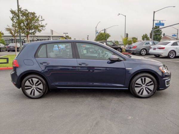 2016 Volkswagen e-Golf WVWKP7AU3GW916113