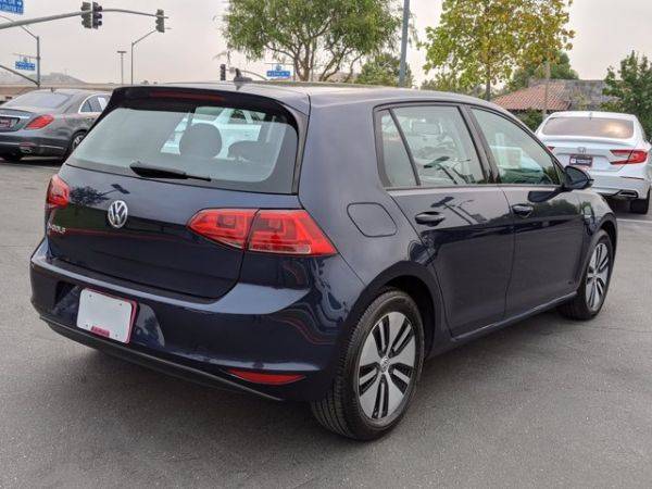 2016 Volkswagen e-Golf WVWKP7AU3GW916113