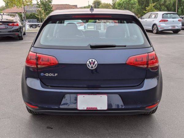 2016 Volkswagen e-Golf WVWKP7AU3GW916113