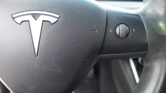 2018 Tesla Model 3 5YJ3E1EA7JF035966