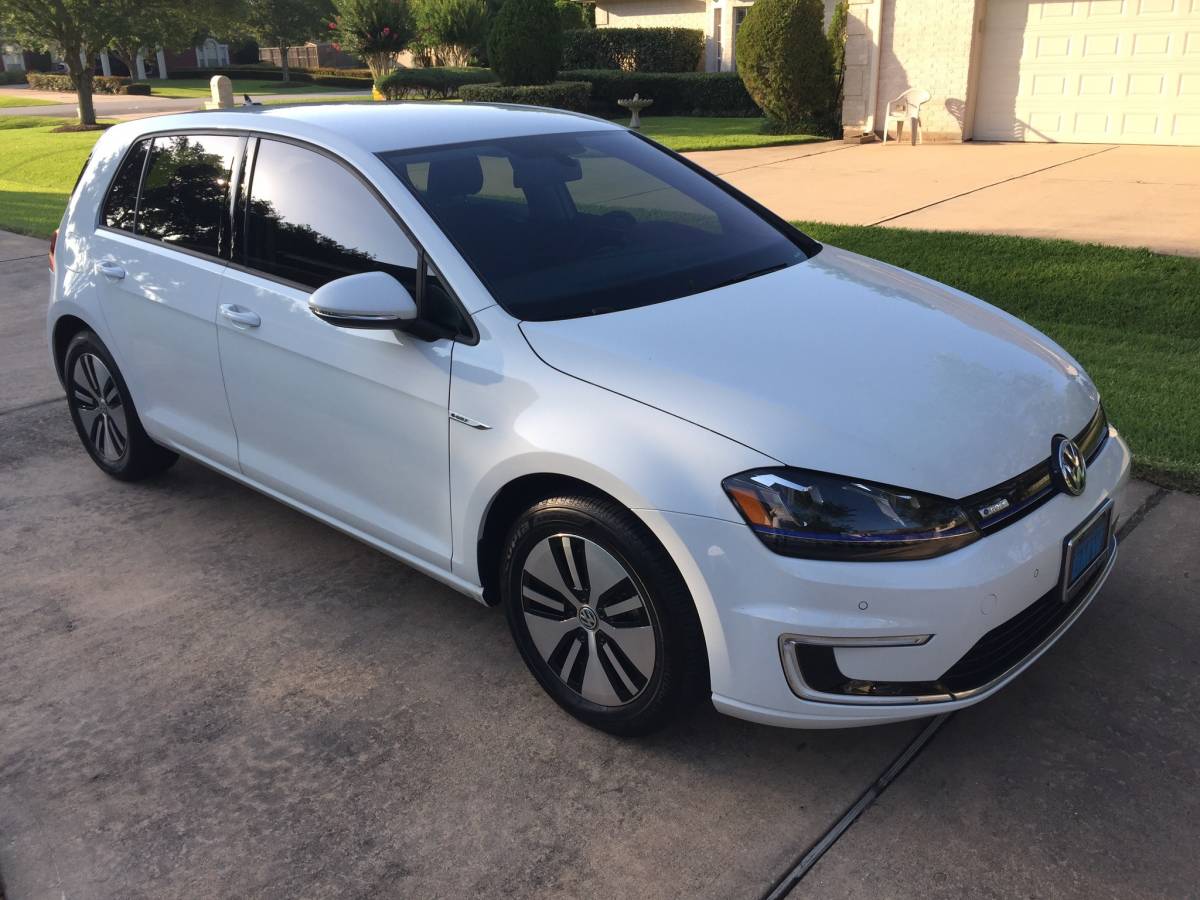 2015 Volkswagen e-Golf WVEPP7AU6FW911850