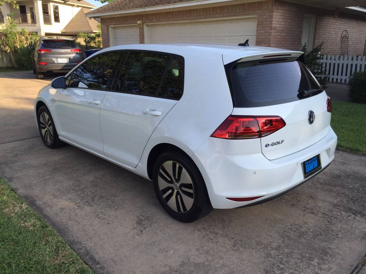 2015 Volkswagen e-Golf WVEPP7AU6FW911850