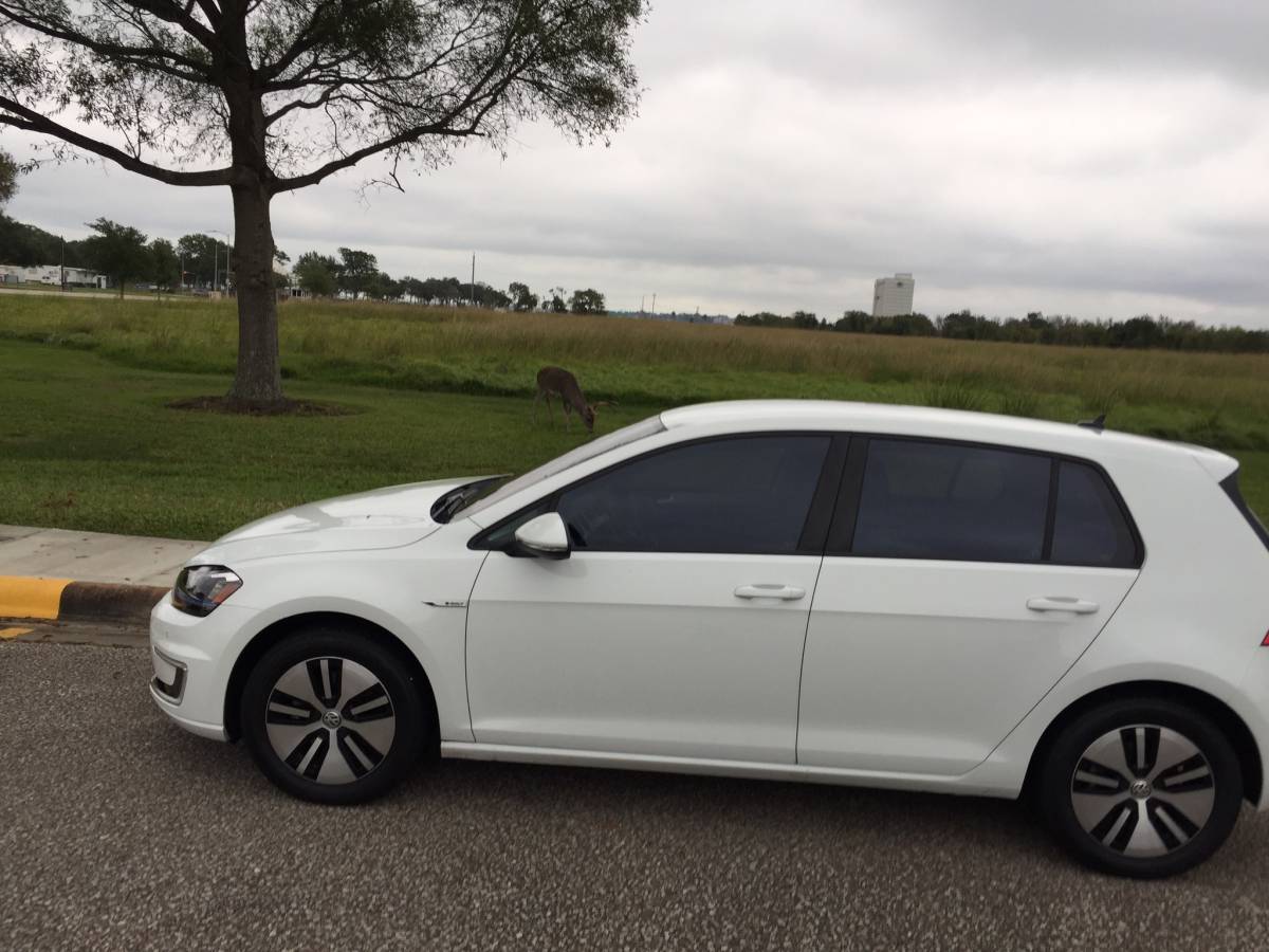 2015 Volkswagen e-Golf WVEPP7AU6FW911850