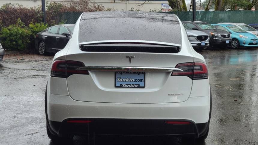 2020 Tesla Model X 5YJXCBE43LF273873