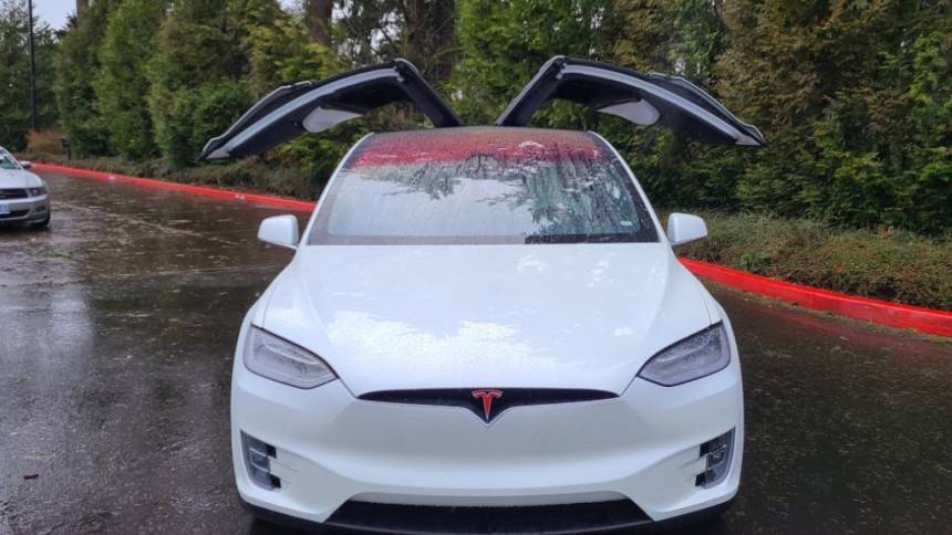 2020 Tesla Model X 5YJXCBE43LF273873