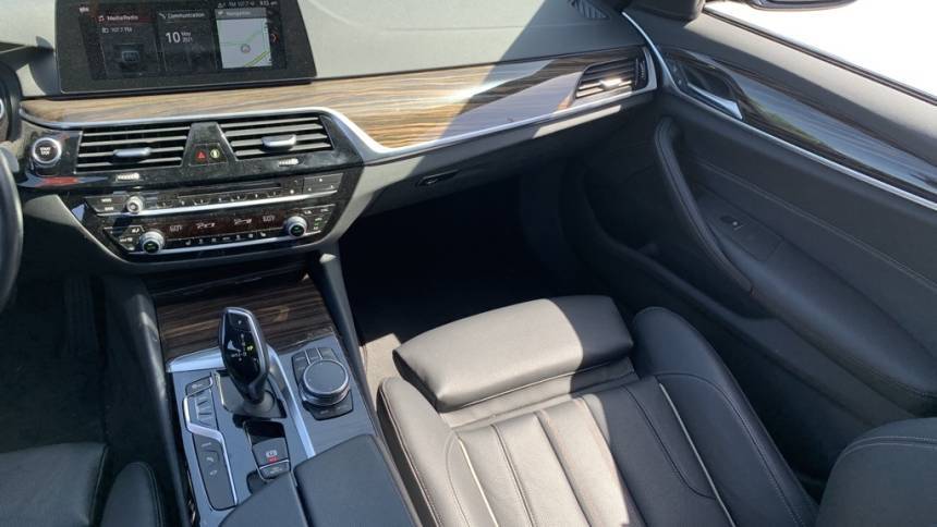 2018 BMW 5 Series WBAJA9C54JB250132