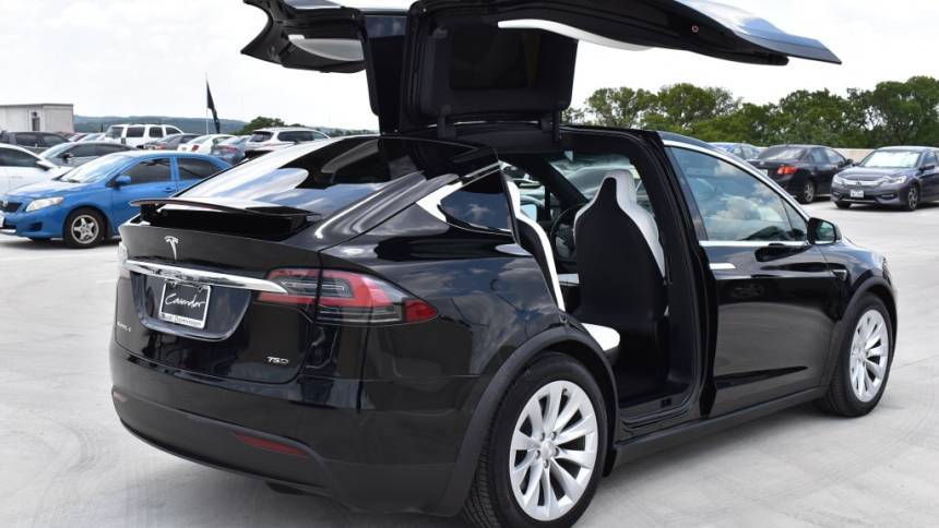 2019 Tesla Model X 5YJXCDE27KF147248