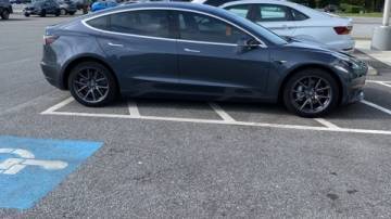 2019 Tesla Model 3 5YJ3E1EA4KF298272