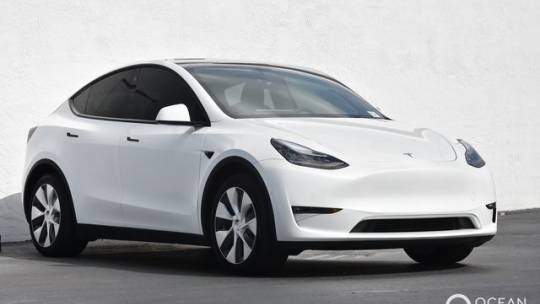 2021 Tesla Model Y 5YJYGDEEXMF174708