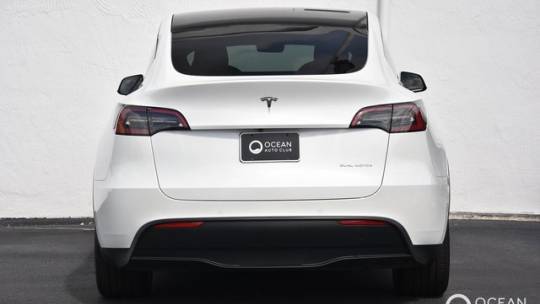 2021 Tesla Model Y 5YJYGDEEXMF174708