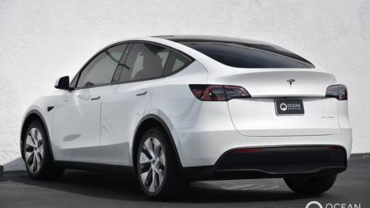 2021 Tesla Model Y 5YJYGDEEXMF174708