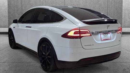 2018 Tesla Model X 5YJXCAE2XJF113401