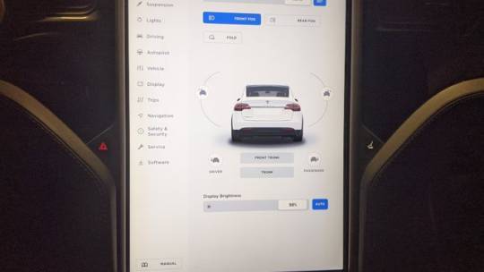 2018 Tesla Model X 5YJXCAE2XJF113401