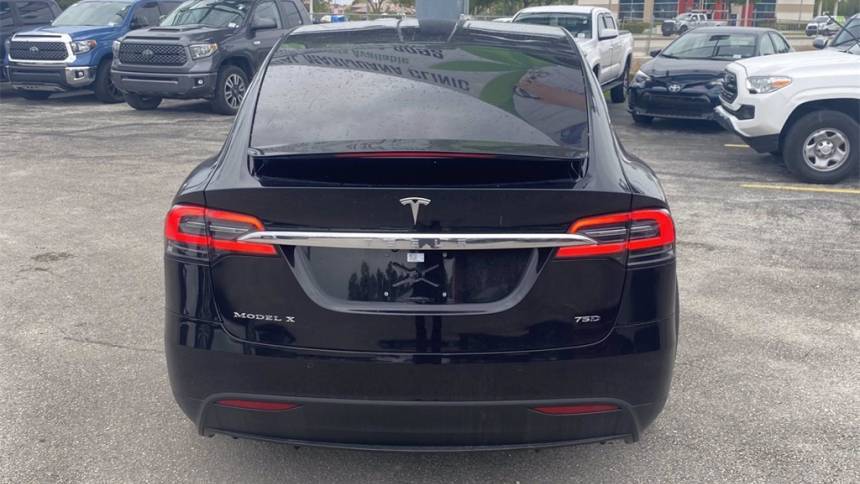 2018 Tesla Model X 5YJXCBE20JF123408