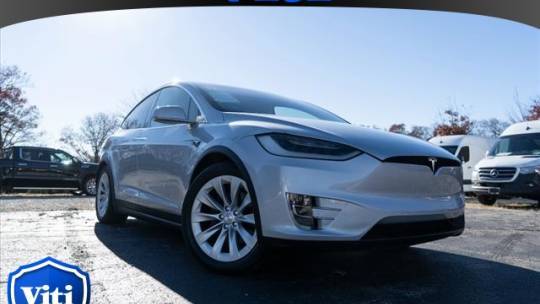 2017 Tesla Model X 5YJXCDE21HF044044