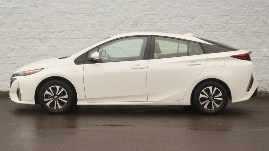 2018 Toyota Prius Prime JTDKARFP7J3072585