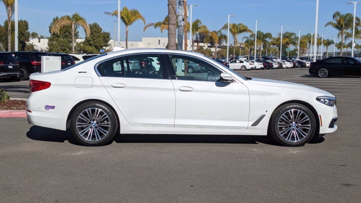 2019 BMW 5 Series WBAJA9C51KB388406