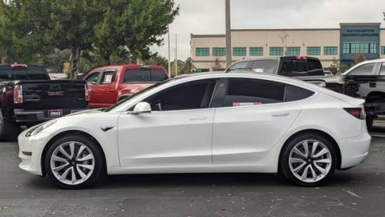 2019 Tesla Model 3 5YJ3E1EA8KF446598