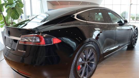 2019 Tesla Model S 5YJSA1E45KF344368