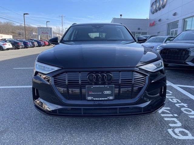 2021 Audi e-tron WA1LAAGE2MB025651