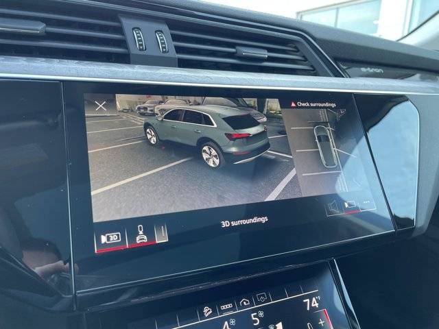 2021 Audi e-tron WA1LAAGE2MB025651