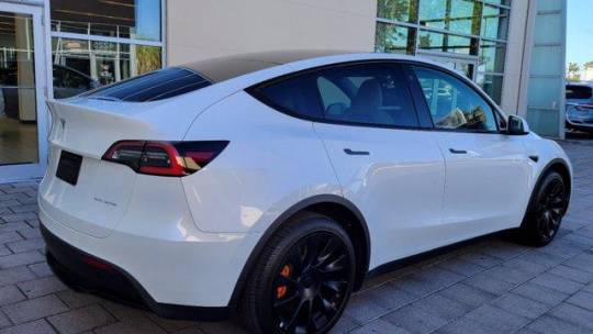 2021 Tesla Model Y 5YJYGDEEXMF130028