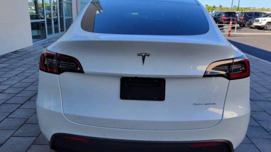 2021 Tesla Model Y 5YJYGDEEXMF130028