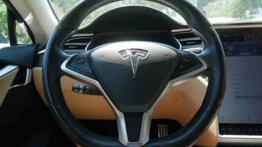 2017 Tesla Model S 5YJSA1E48HF200421