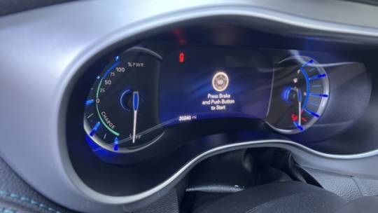 2018 Chrysler Pacifica Hybrid 2C4RC1N79JR129260