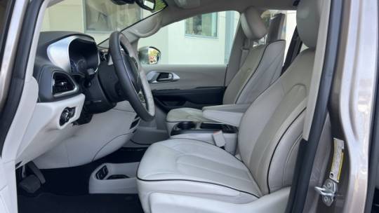 2018 Chrysler Pacifica Hybrid 2C4RC1N79JR129260