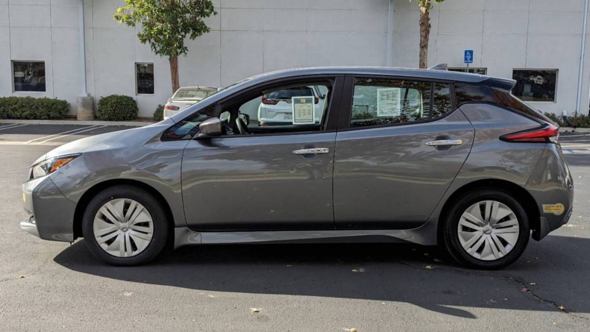 2022 Nissan LEAF 1N4AZ1BV2NC554466